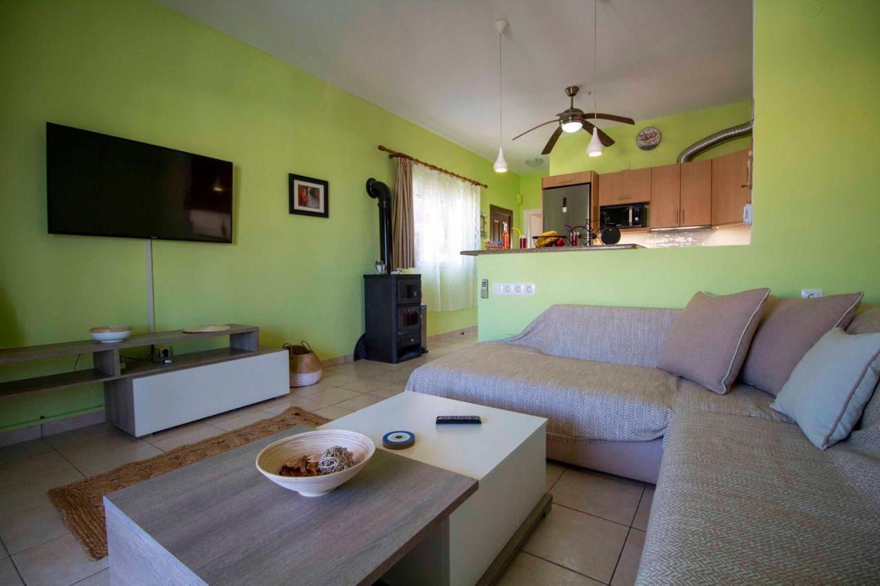 Casa Greca Vacation Home Ахарави Экстерьер фото