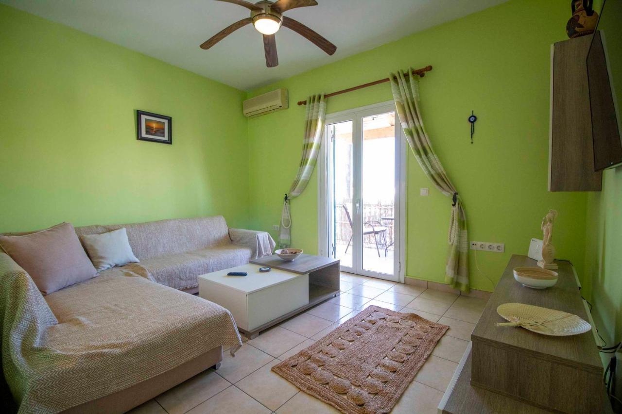 Casa Greca Vacation Home Ахарави Экстерьер фото